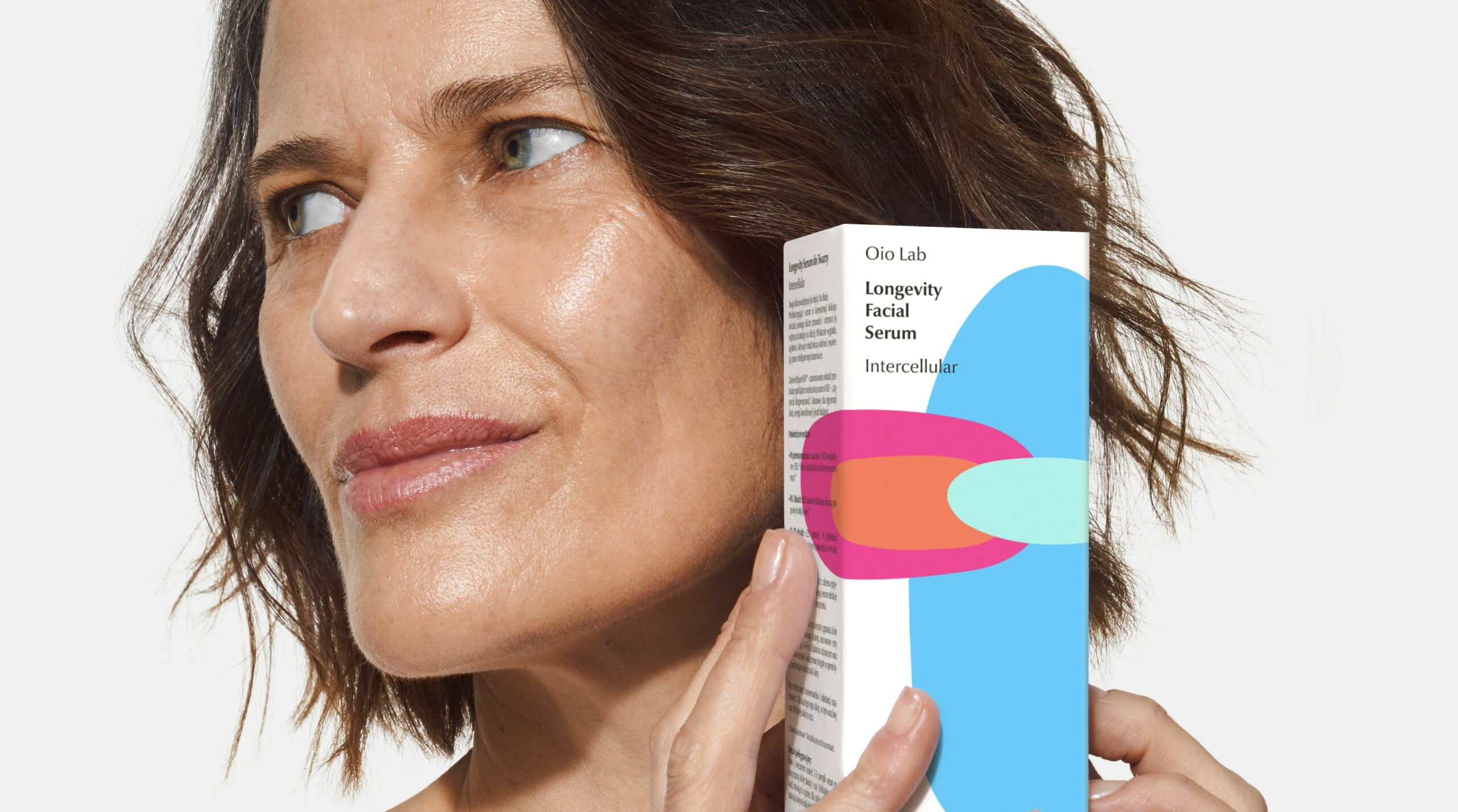 Serum longevity – czym jest smart aging i dla kogo jest taka pielęgnacja? 